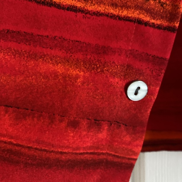 Red silk Chicos set with shell buttons - size 2 - Picture 6 of 15